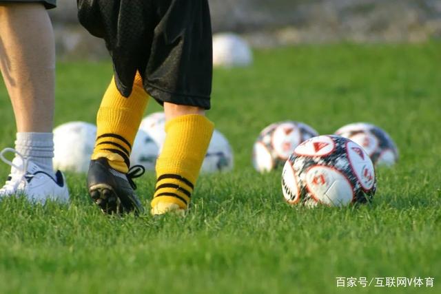 媒体人：山东队对球员市场不要抱有太大期待 不如多培养年轻人
